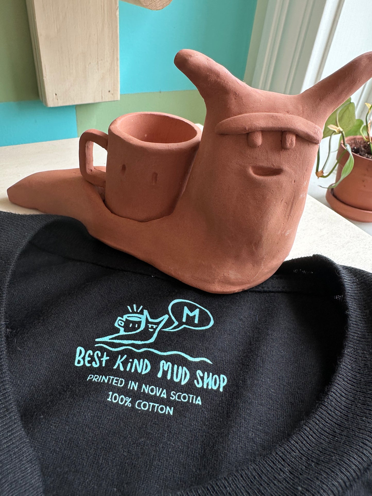 Space Pottery Crop T-shirt