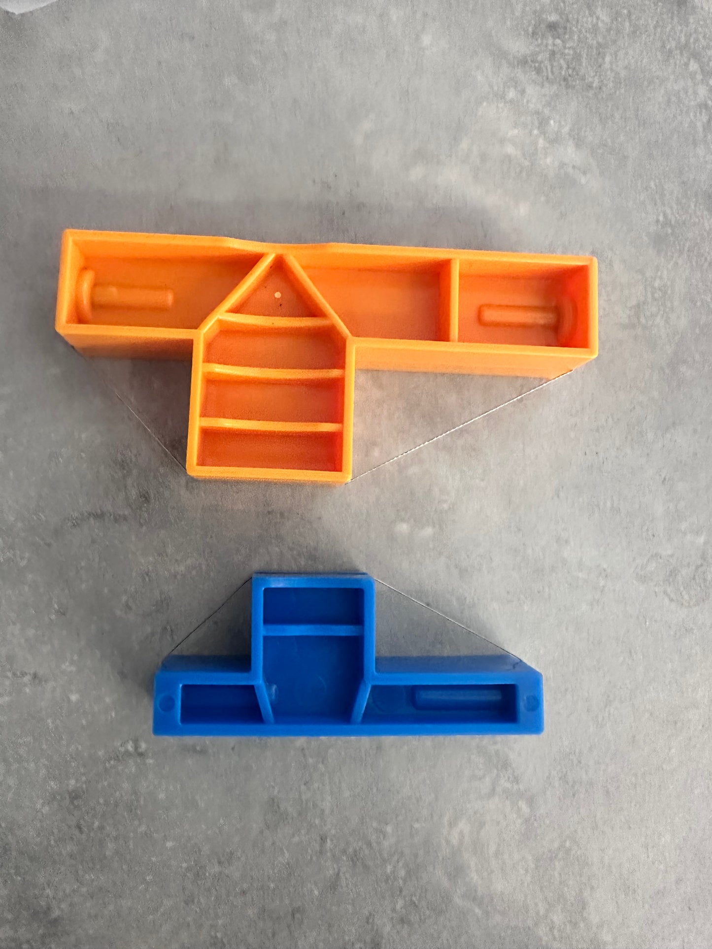 Angle cutting tool