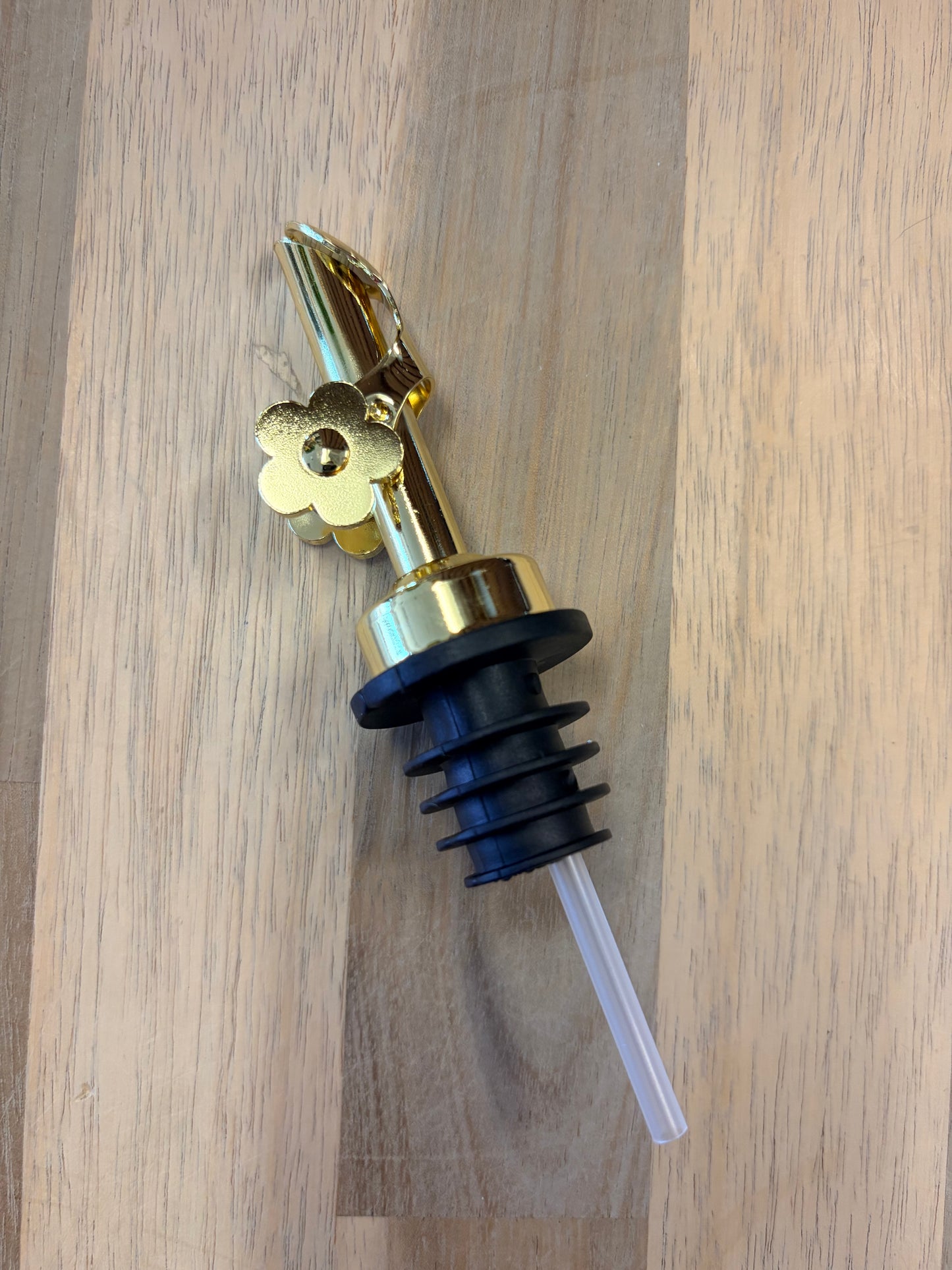 Flower Metal Bottle Pourer oil stopper