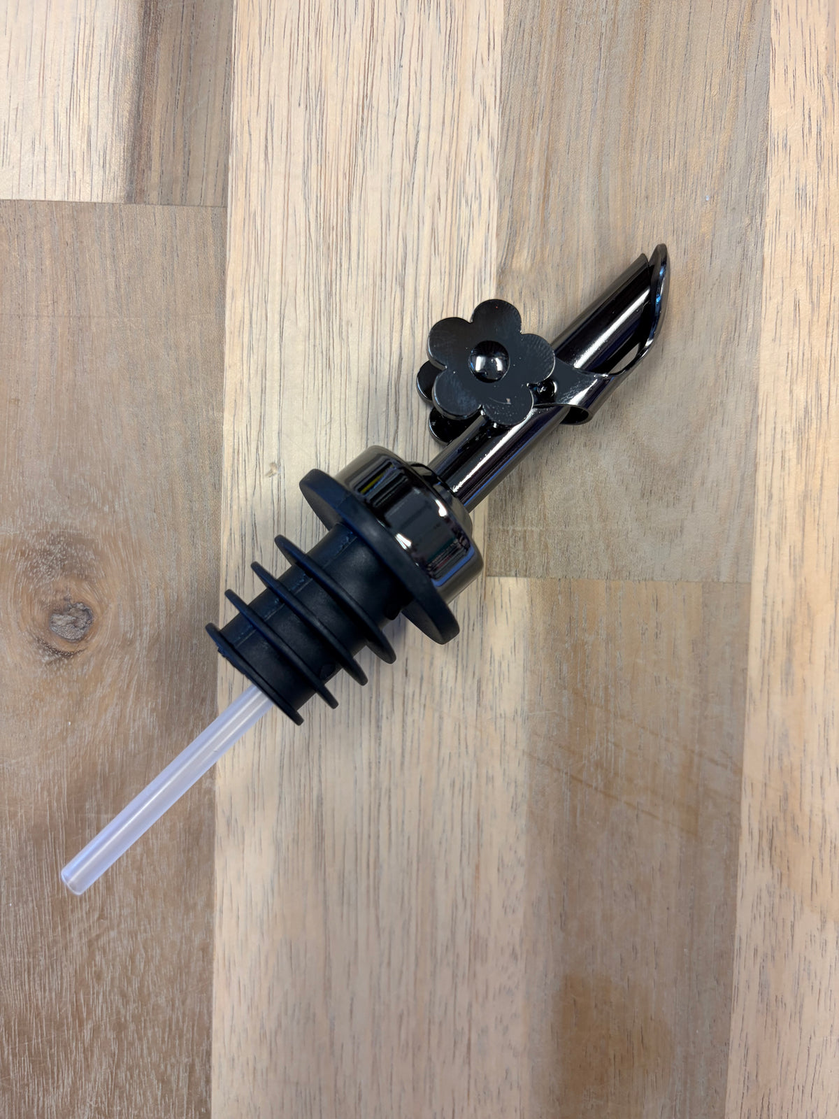 Flower Metal Bottle Pourer oil stopper