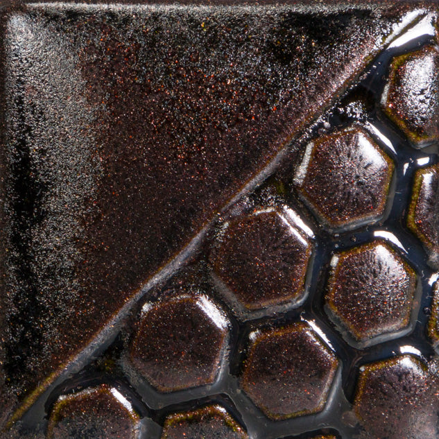 EL137 Black Adventurine
