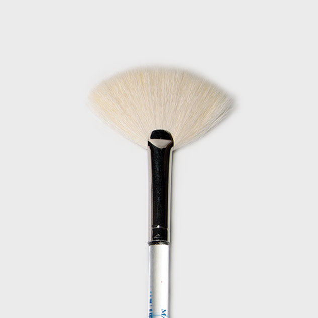 #8 Soft Fan Brush (RB-140)