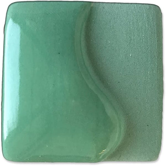 Spectrum Leaf Green 557 Underglaze