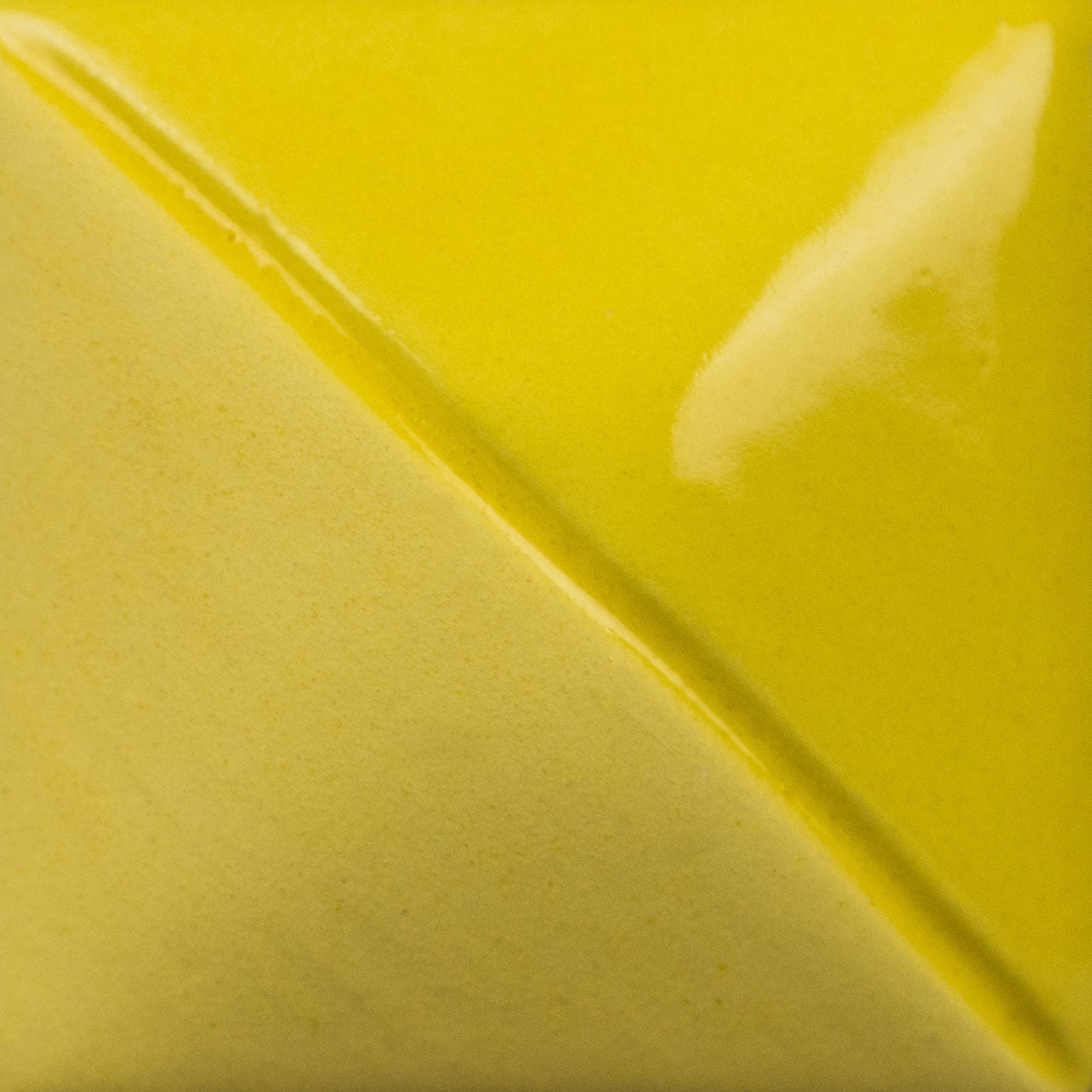 Fundamentals Underglaze Bright Yellow UG046 – Best Kind Mud Shop