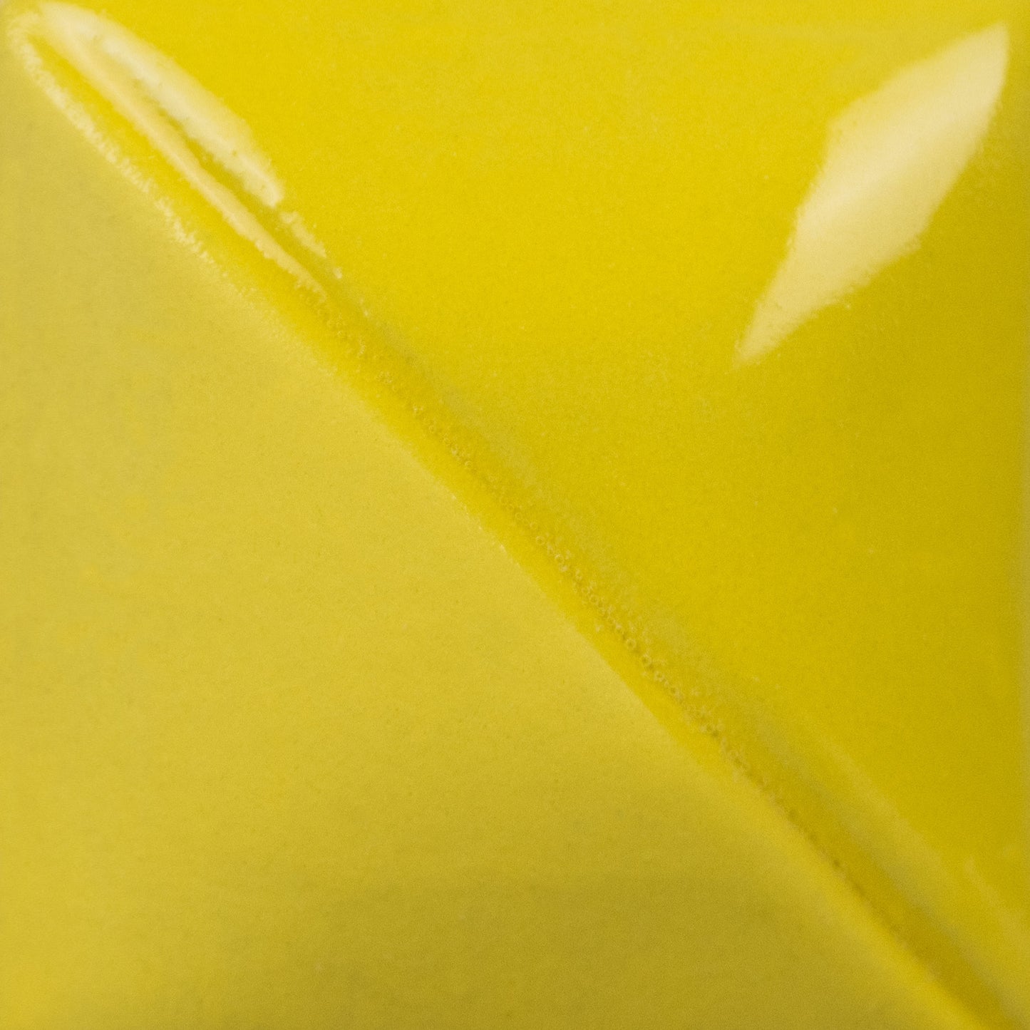 Fundamentals Underglaze Bright Yellow UG046